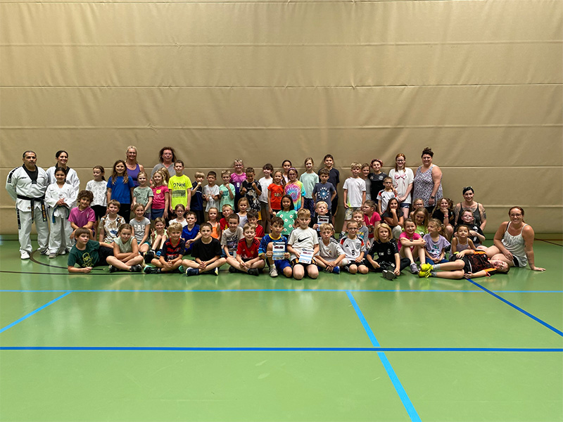 Sportwoche 2025 69 Kinder bei der Sportwoche 2025